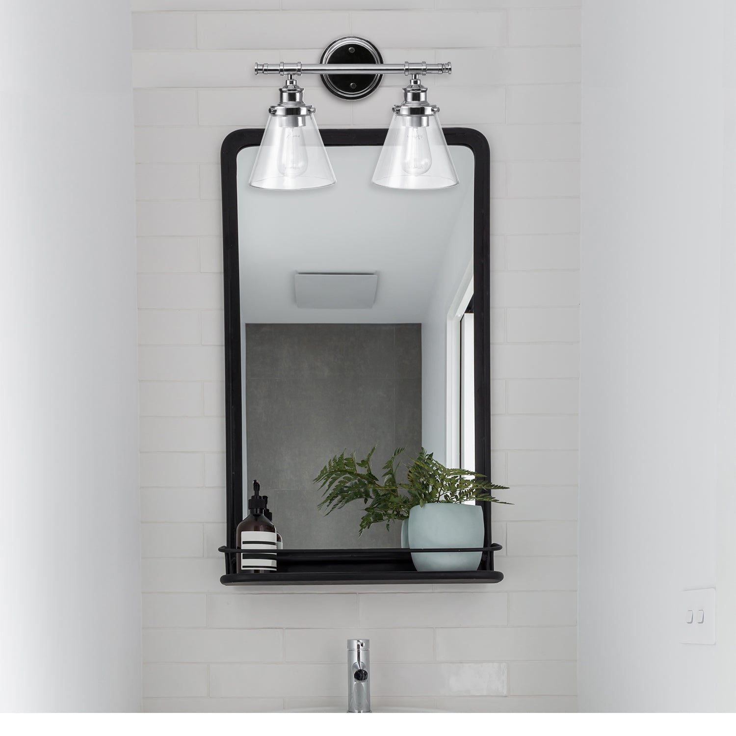 Vanité à 2 lumières en chromé avec abat-jours en verre transparent ...